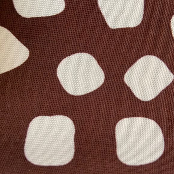 DVF Vintage Silk Brown and White Wrap Top - Picture 6 of 6